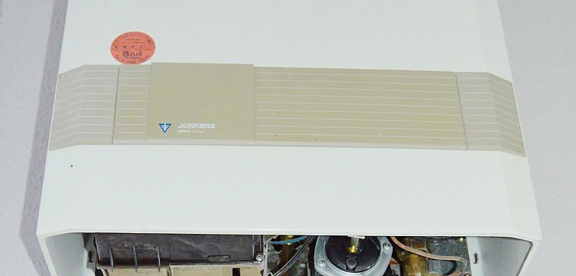 Craz mniej ogrzewamy się węglem i drewnem; coraz więcej prądem