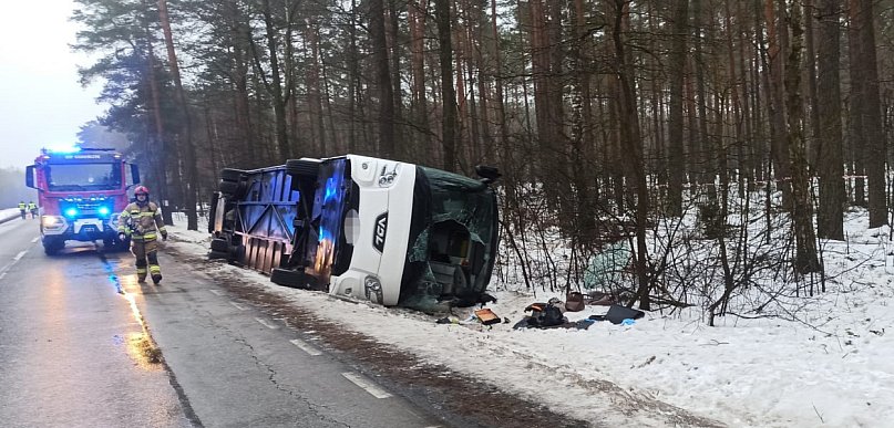 Około 30 osób rannych w wypadku autobusu niedaleko Wyszkowa