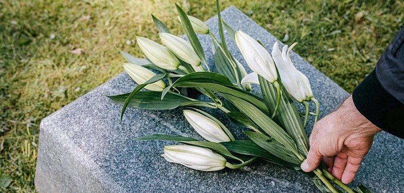 Zasiłek pogrzebowy z ZUS w 2026 roku - co trzeba wiedzieć?