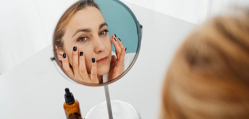 Dlaczego drobne obciążenia organizmu powodują silniejszą reakcję skóry