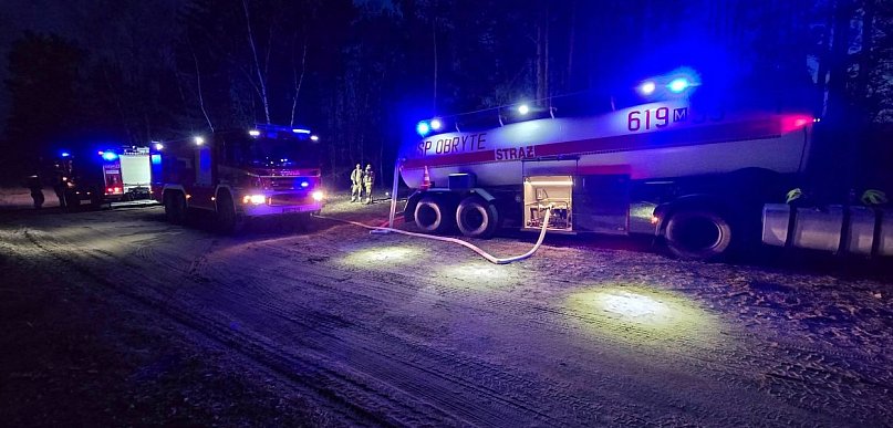 Pożary, wypadek i rtęć w mieszkaniu. Intensywny tydzień służb