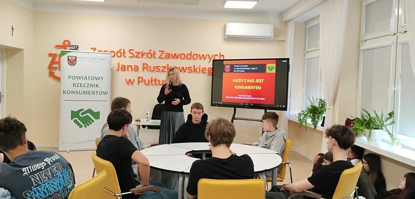 Edukacja konsumencka pułtuskiej młodzieży