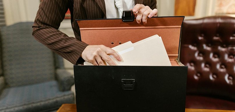Jak zorganizować przechowywanie dokumentów w firmie