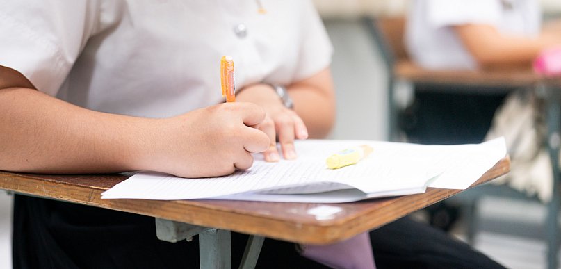 Matura: działania na liczbach rzeczywistych i funkcje