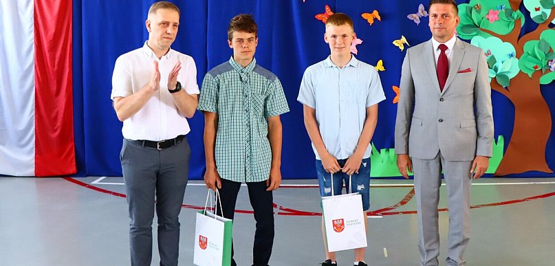 Zakończenie roku szkolnego w pllacówkach oświatowych Powiatu Pułtuskiego