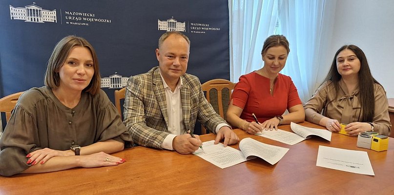 Podpisanie ważnej umowy - 32829