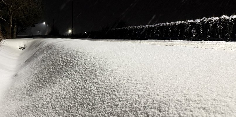 Marznący deszcz paraliżuje Polskę. Pułtusk na razie bez dramatu - 35266