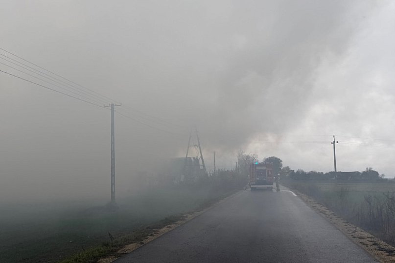 Pożar słomy w Glinicach Domaniewie