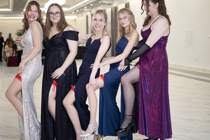 Zobacz, co działo się na studniówce LO Skargi