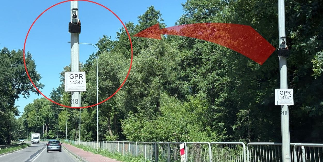 Tajemnicza kamera przy moście wyszkowskim budzi zainteresowanie 