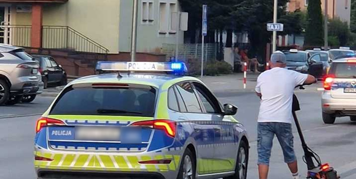 Policjanci zatrzymali 25-latka jadącego elektryczną hulajnogą po alkoholu