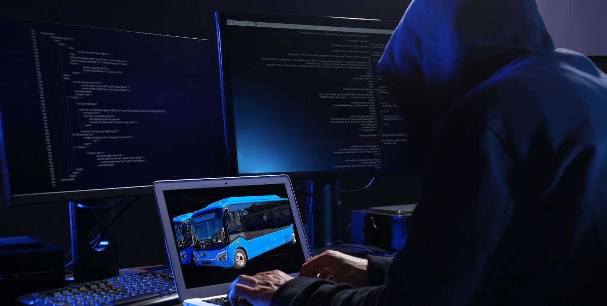 Nowoczesny autobus elektryczny na ulicach Pułtuska