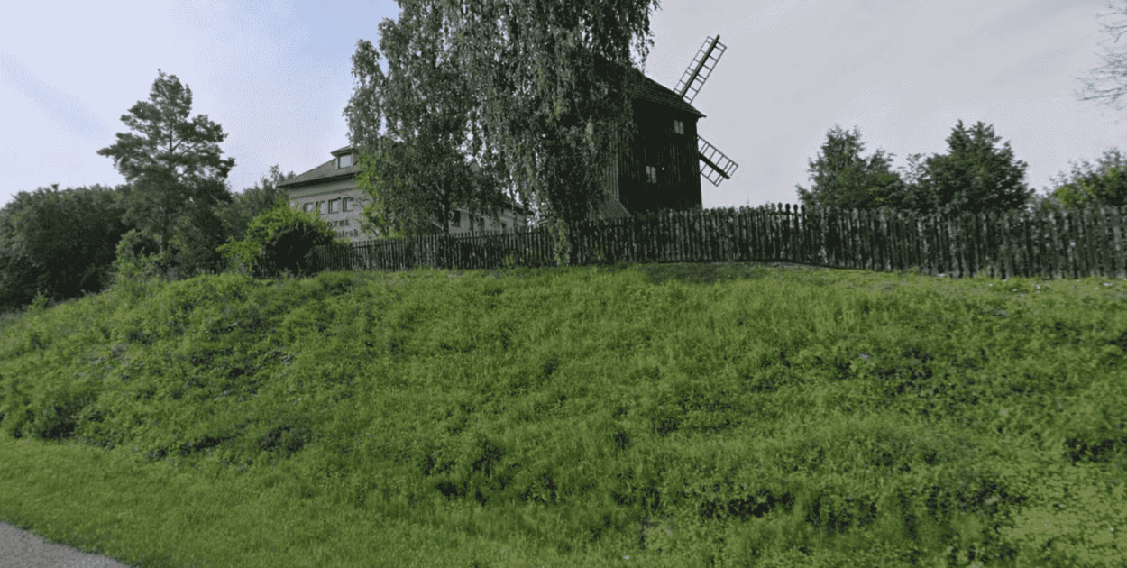 Kultowy „Wiatrak” w Bobach – hotel i restauracja z zabytkowym wiatrakiem z 1912 roku