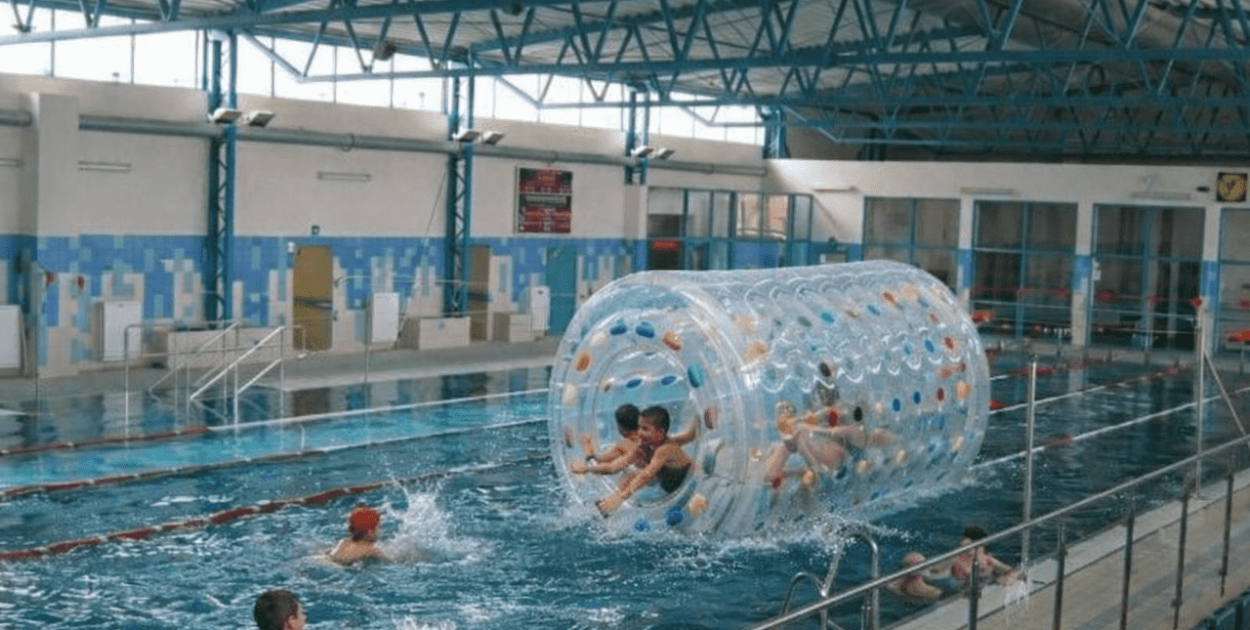 Radni zaskoczyli Pułtusk. Dzieci dostaną nową atrakcję wodną