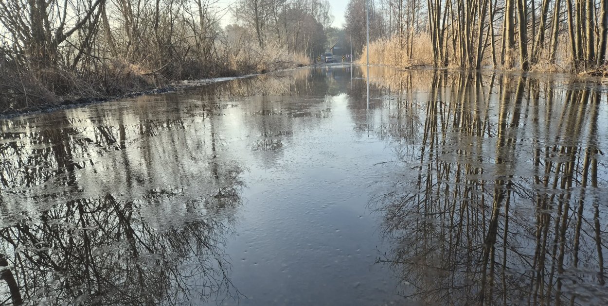 Alarm tuż za granicą powiatu pułtuskiego. Woda wciąż rośnie