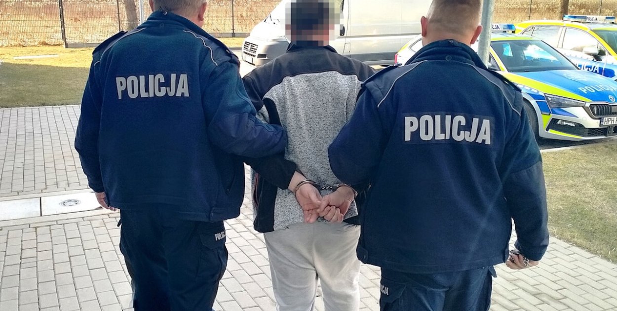 Zatrzymanie w centrum Pułtuska. Policjanci od razu go rozpoznali