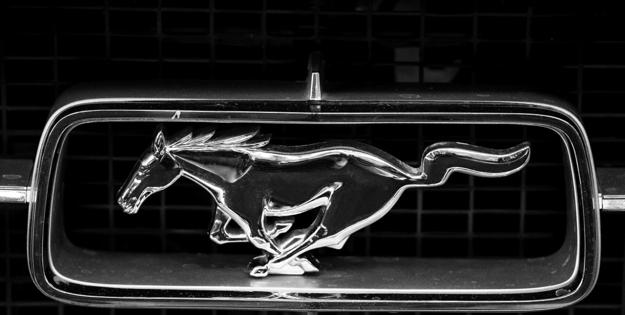 Odebrany pijanemu kierowcy Ford Mustang do Pułtuska raczej nie trafi