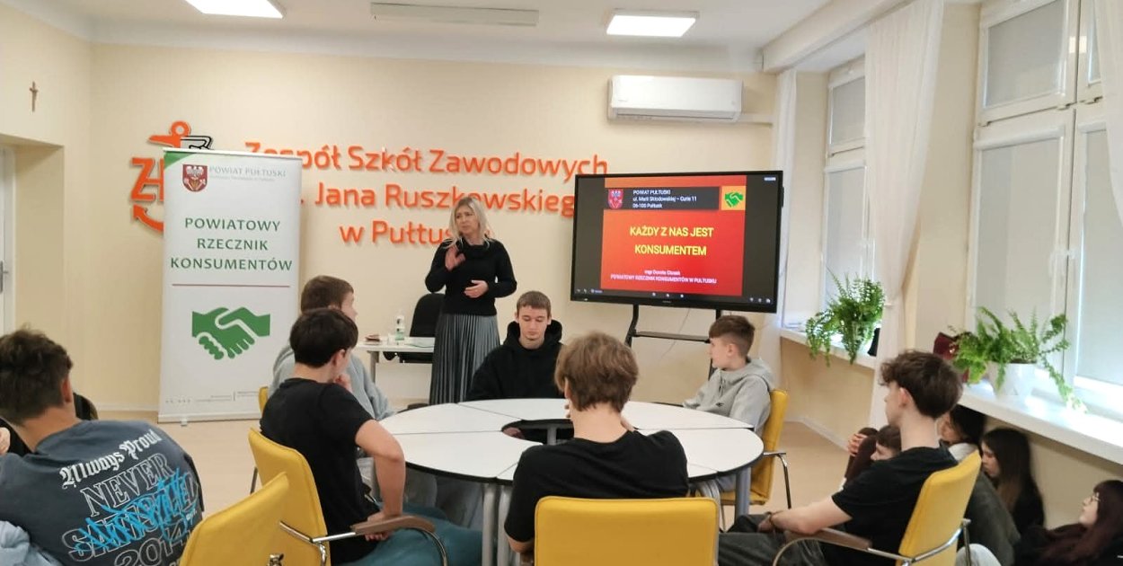 Edukacja konsumencka pułtuskiej młodzieży
