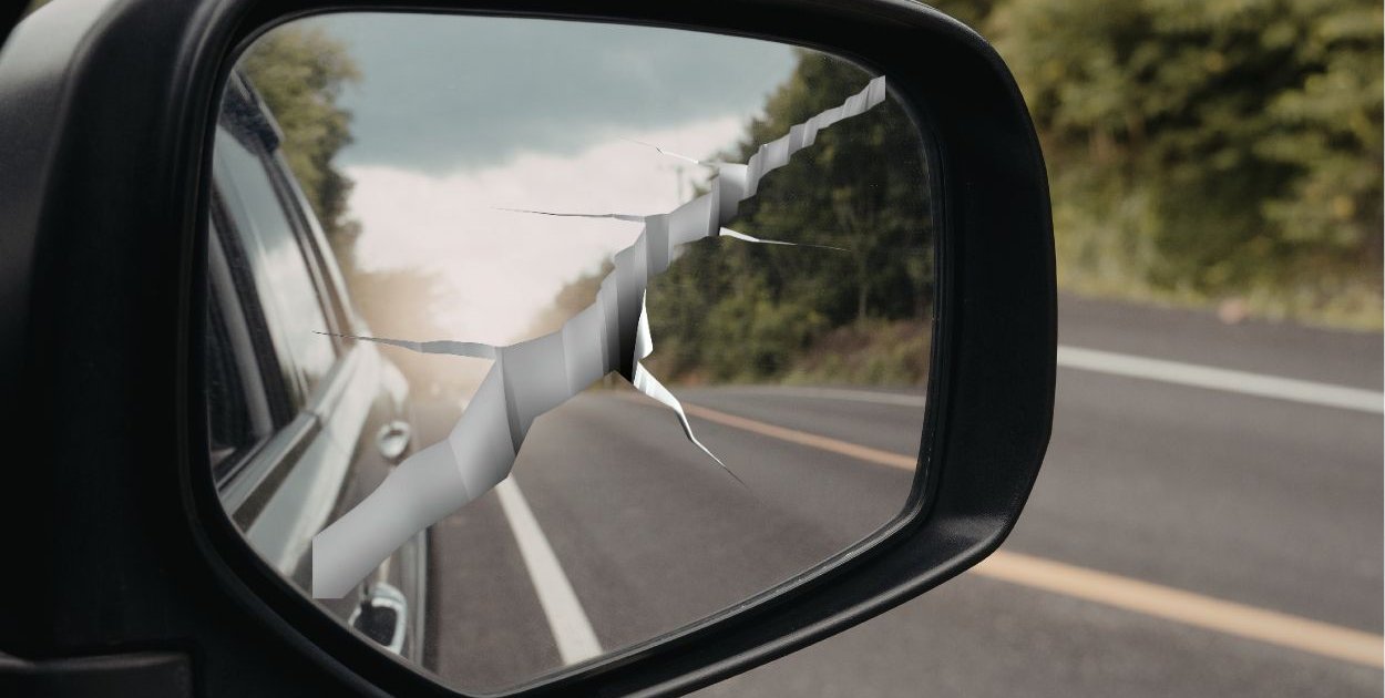 Nocny szał w Pułtusku! BMW zniszczone bez powodu