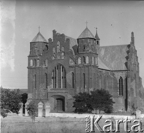 Zdjęcie: foto.karta.org.pl/ Widok kościoła z 1959 roku